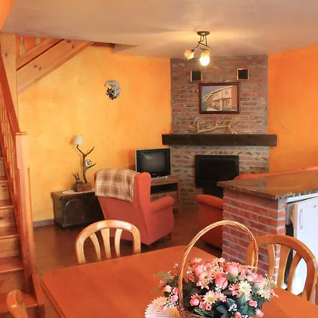 Apartamentos Los Rosales Ponga Esterno foto