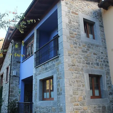 Apartamentos Los Rosales Ponga Esterno foto